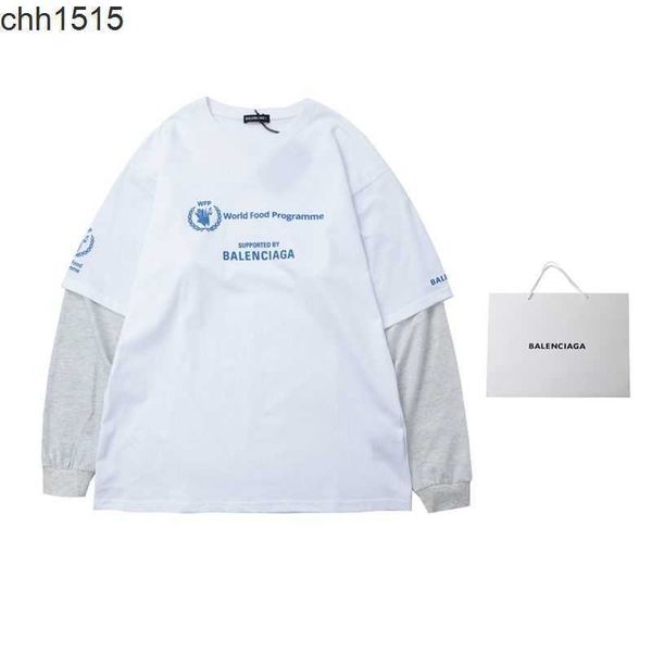high version original sheet balenciga world food agency charity limited new wfp splicing sleeve false two long sleeves, White;black
high version original sheet balenciga world food agency charity limited new wfp splicing sleeve false two long sleeves, White;black