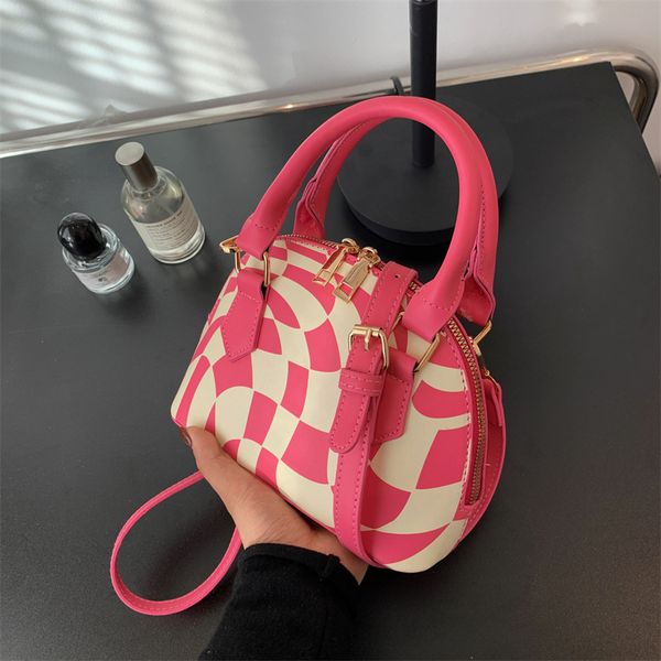 202210071844wcx the little one in three colors single shoulder messenger bag
202210071844wcx the little one in three colors single shoulder messenger bag
