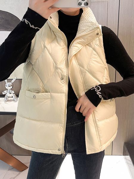 women's vests autumn winter women waistcoat vest sleeveless stand collar warm padded vest waistcoat fashion styled vest coat 221007, Black;white
women's vests autumn winter women waistcoat vest sleeveless stand collar warm padded vest waistcoat fashion styled vest coat 221007, Black;white
