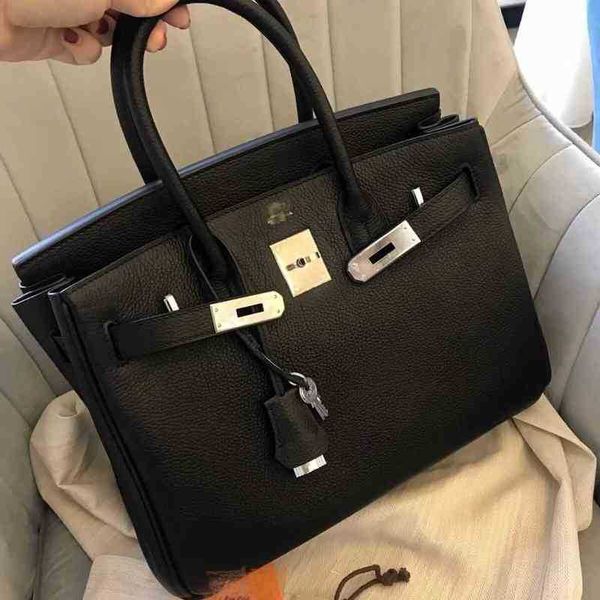 handbag herme birkins black 25 30 35 platinum bag cow neck gold buckle silver 7nqy 
handbag herme birkins black 25 30 35 platinum bag cow neck gold buckle silver 7nqy