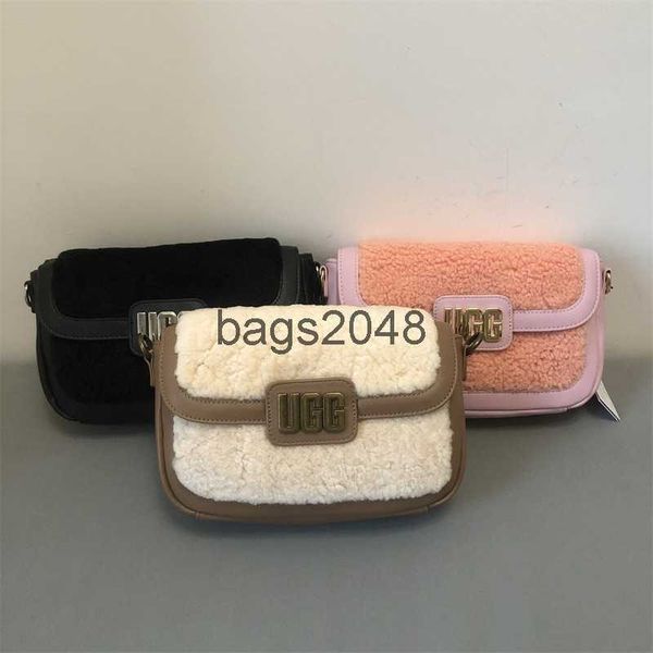 evening bags ugg designe autumn winter 2022 new lamb hair womens bag plush postmans handbag wool leather one shoulder oblique straddle handb
evening bags ugg designe autumn winter 2022 new lamb hair womens bag plush postmans handbag wool leather one shoulder oblique straddle handb