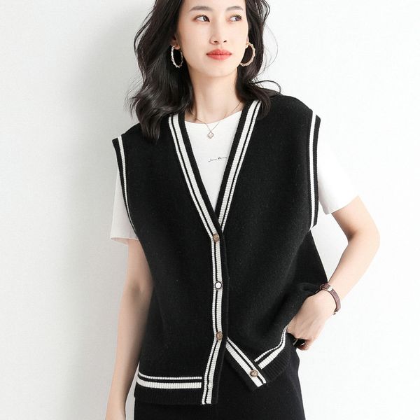 women's vests 3933 black grey khaki knitted sweater vest women vneck cardigan knit vest sleeveless slim korean style short vest waistco, Black;white
women's vests 3933 black grey khaki knitted sweater vest women vneck cardigan knit vest sleeveless slim korean style short vest waistco, Black;white