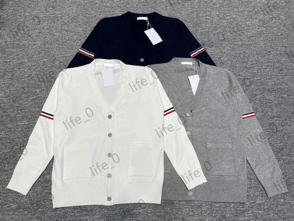 brand cardigan womens sweater striped long sleeve pockets cardigans v-neck single button knitwear casual women sweaters 3 colors, White;black
brand cardigan womens sweater striped long sleeve pockets cardigans v-neck single button knitwear casual women sweaters 3 colors, White;black