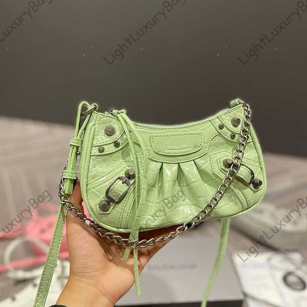 5a handbags motorcycle bag shoulder bags designer leather wallet quality crossbody for women classic famous brand shopping purses 220812
5a handbags motorcycle bag shoulder bags designer leather wallet quality crossbody for women classic famous brand shopping purses 220812