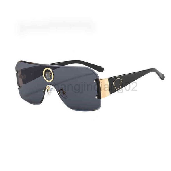 designer versage sunglass eyewear cycle luxurious fashion brands personality mens and womens sport medussa watermark polarize sunglasses, White;black
designer versage sunglass eyewear cycle luxurious fashion brands personality mens and womens sport medussa watermark polarize sunglasses, White;black