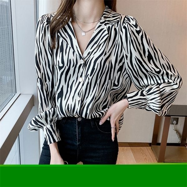 women's blouses shirts fashion women's chiffon blouses zebra printing shirts spring summer long sleeve blusas mujer 221007, White
women's blouses shirts fashion women's chiffon blouses zebra printing shirts spring summer long sleeve blusas mujer 221007, White
