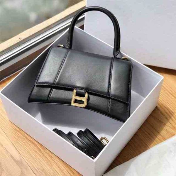 designer balencaigass trendy bags 2022 premium bag family women's crocodile hourglass leather one shoulder messenger handbag
designer balencaigass trendy bags 2022 premium bag family women's crocodile hourglass leather one shoulder messenger handbag