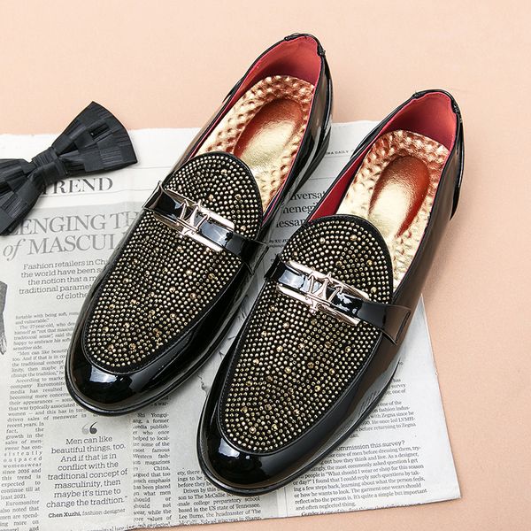 deluxe rhinestone oxford shoes pointed toe metal buckle one stirrup men's fashion formal casual shoes large sizes, Black
deluxe rhinestone oxford shoes pointed toe metal buckle one stirrup men's fashion formal casual shoes large sizes, Black