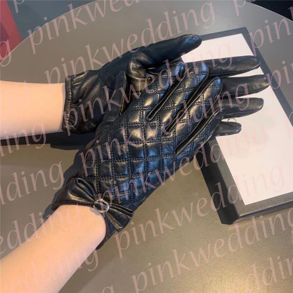 luxury women leather gloves g letter bowknot gloves outdoor touch screen mittens fashion warm glove, Blue;gray
luxury women leather gloves g letter bowknot gloves outdoor touch screen mittens fashion warm glove, Blue;gray
