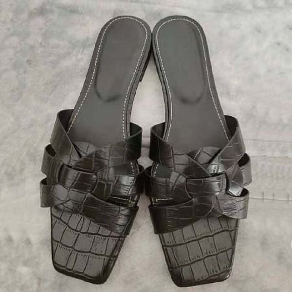 luxury slipper designer sandal italy brand slides women slippers flat bottom flip flop sneakers boots casual shoe by hoe99 040, Black
luxury slipper designer sandal italy brand slides women slippers flat bottom flip flop sneakers boots casual shoe by hoe99 040, Black
