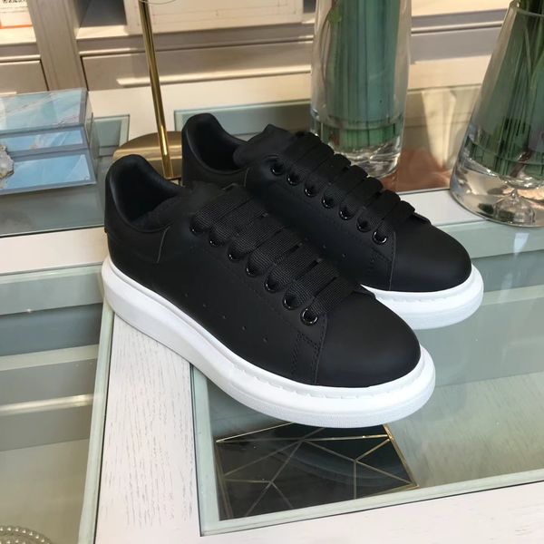 casual women's shoes designer luxury edition chinese red tail italian imported silk cowhide lovers can be customized, Black
casual women's shoes designer luxury edition chinese red tail italian imported silk cowhide lovers can be customized, Black