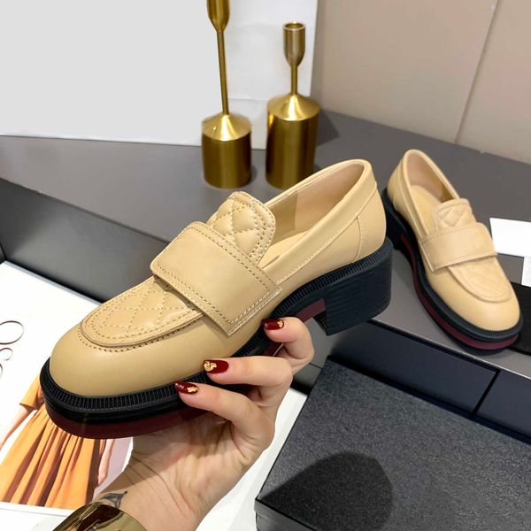 casual shoes brand designer breathable flat simple comfortable fashion luxury design woman leisure size 35-40, Black
casual shoes brand designer breathable flat simple comfortable fashion luxury design woman leisure size 35-40, Black