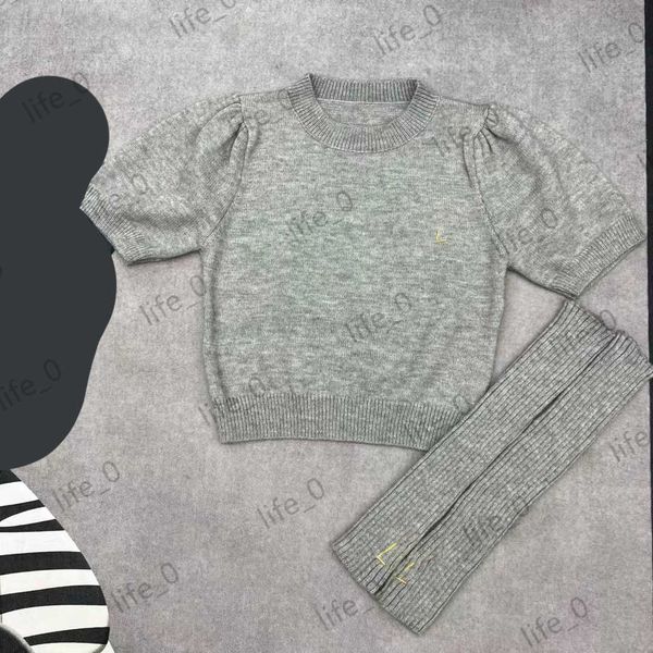 brand womens sweaters designer removable lantern sleeve cardigans round neck pull-over casual knitwears fashion warm cardigan 4 colors 1970, White;black
brand womens sweaters designer removable lantern sleeve cardigans round neck pull-over casual knitwears fashion warm cardigan 4 colors 1970, White;black