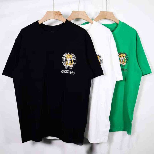 woman with short sleeves factory online export designer brand 2022 new year of the limited foam printed t-shirt ch horseshoe couple, White
woman with short sleeves factory online export designer brand 2022 new year of the limited foam printed t-shirt ch horseshoe couple, White
