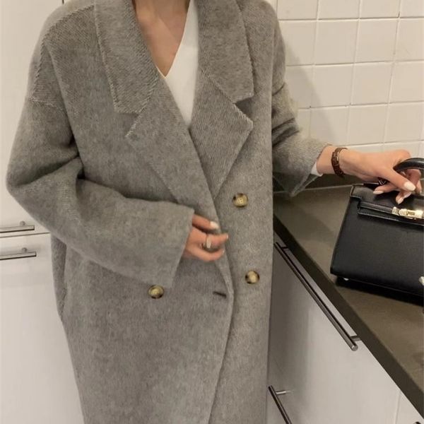 womens wool blends winter temperament double breasted long alpaca woolen overcoat women korean style handmade loose wool coat jacket 221007, Black
womens wool blends winter temperament double breasted long alpaca woolen overcoat women korean style handmade loose wool coat jacket 221007, Black