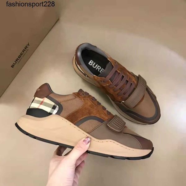 designer sneakers berry casual shoes korean version versatile plaid color contrast stitching men super fire sports wave board shoes leisure, Black
designer sneakers berry casual shoes korean version versatile plaid color contrast stitching men super fire sports wave board shoes leisure, Black