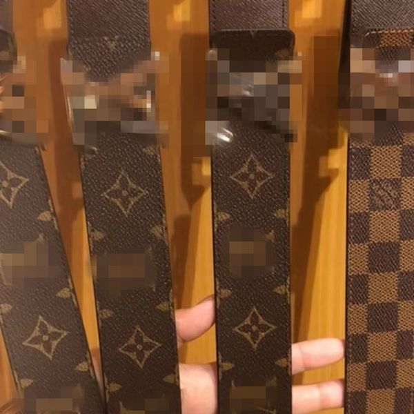 classic black brown white mesh belt leather gold buckle mens belts womens designer letter style luxury belt lvs louisseity viutonity vuttons
classic black brown white mesh belt leather gold buckle mens belts womens designer letter style luxury belt lvs louisseity viutonity vuttons