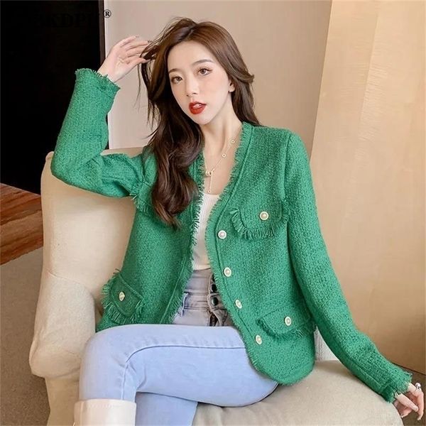 womens jackets elegant fashion fringe tweed jacket for women spring streetwear korean pearl button short coat vintage luxury loose outwear 2, Black;brown
womens jackets elegant fashion fringe tweed jacket for women spring streetwear korean pearl button short coat vintage luxury loose outwear 2, Black;brown