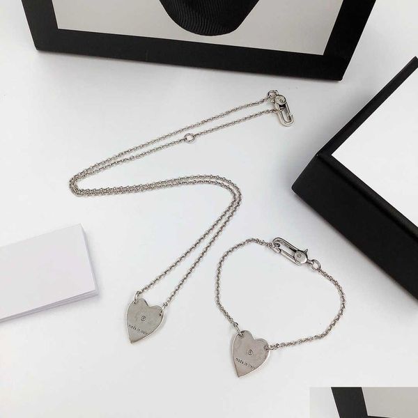 pendant necklaces luxury designer necklace chain heart necklaces for women original design great quality love bracelet jewelry su dh5b6, Silver
pendant necklaces luxury designer necklace chain heart necklaces for women original design great quality love bracelet jewelry su dh5b6, Silver