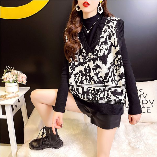 women's vests 3905 knitted waistcoat women korean style vintage sweater vest slim knitted sleeveless vneck pullover vest spring autumn, Black;white
women's vests 3905 knitted waistcoat women korean style vintage sweater vest slim knitted sleeveless vneck pullover vest spring autumn, Black;white
