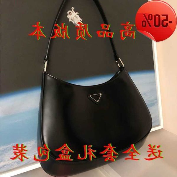 designer bag 2022 spring and summer new p family jinchen liu wen same fashion triangle standard single shoulder underarm bag hobo women'
designer bag 2022 spring and summer new p family jinchen liu wen same fashion triangle standard single shoulder underarm bag hobo women'