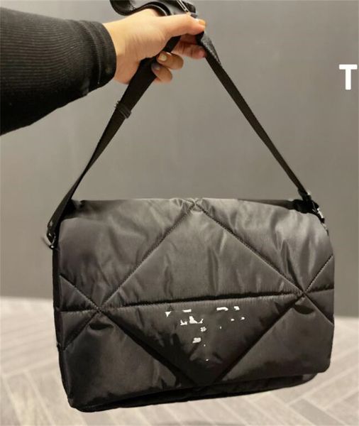 designer messenger bags handbags totes women prads nylon cotton down jacket bag classic quilting triangle shoulder crossbody wallets men pra
designer messenger bags handbags totes women prads nylon cotton down jacket bag classic quilting triangle shoulder crossbody wallets men pra