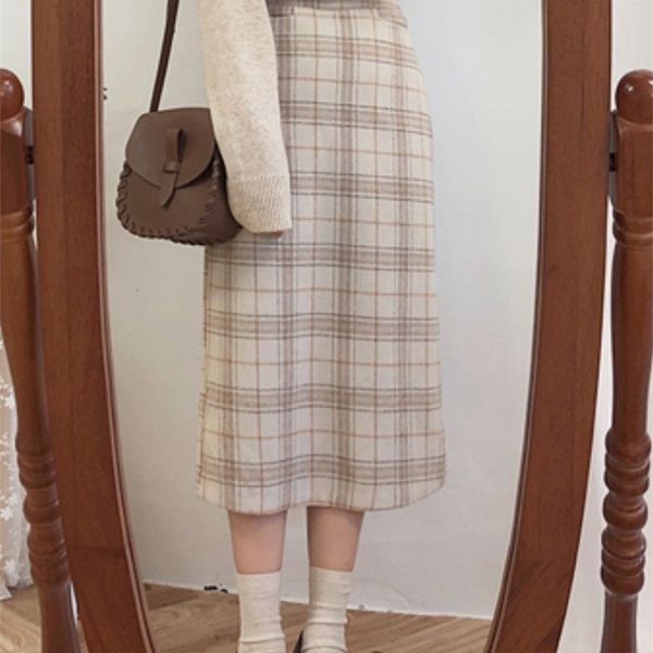 skirts woolen women maxi pencil fall vintage plaid girls mid long female warm thick winter 221007, Black
skirts woolen women maxi pencil fall vintage plaid girls mid long female warm thick winter 221007, Black
