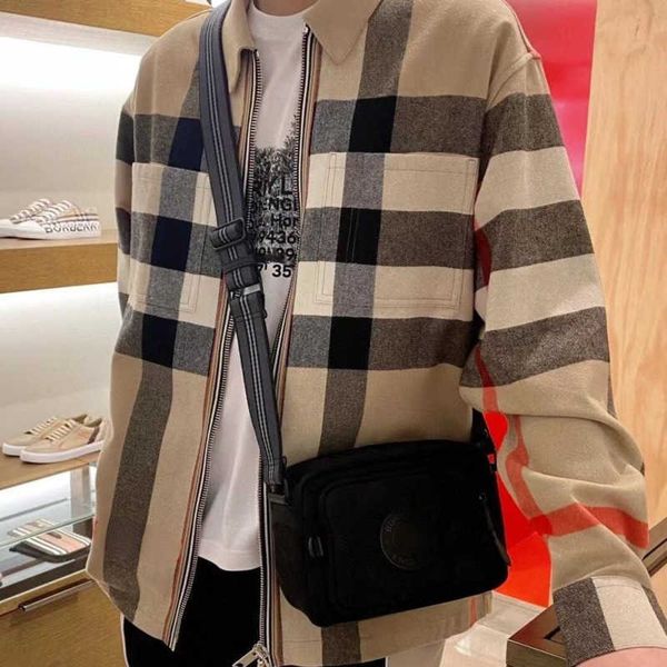 designer mens jacket burb plaid trench coats man windbreaker casual wood jacket lapel polo shirt women zip cardigan coat, Black;brown
designer mens jacket burb plaid trench coats man windbreaker casual wood jacket lapel polo shirt women zip cardigan coat, Black;brown