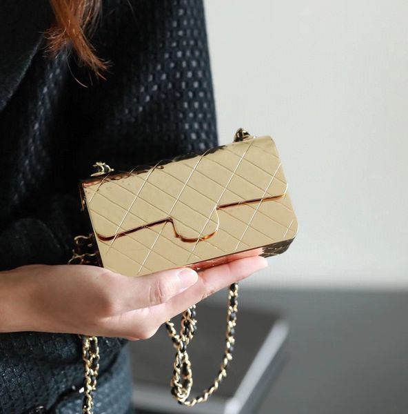 designer luxury big brand shoulder bag metal plaid ladies new braided chain fashion multifunctional large capacity crossbody bag
designer luxury big brand shoulder bag metal plaid ladies new braided chain fashion multifunctional large capacity crossbody bag