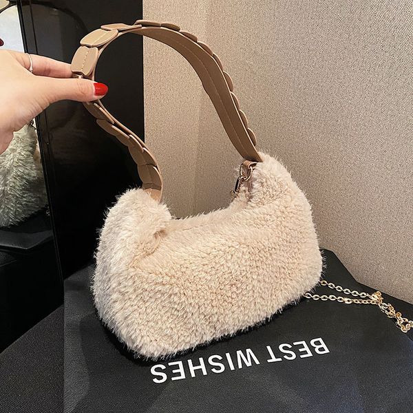 fashion designer women's plush shoulder bags luxury faux fur handbag ladies large capacity tote bag chain crossbody female purse 2023
fashion designer women's plush shoulder bags luxury faux fur handbag ladies large capacity tote bag chain crossbody female purse 2023
