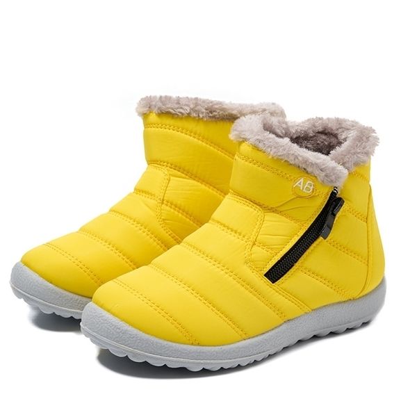 boots winter kids waterproof snow children sports shoes boys sneakers girls warm cotton slip on casual ankle 221007, Black;grey
boots winter kids waterproof snow children sports shoes boys sneakers girls warm cotton slip on casual ankle 221007, Black;grey