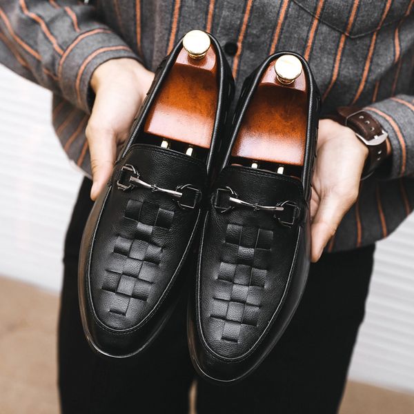 braided brogue leather oxford shoes vintage old metal buckle pointed toe one stirrup men's fashion formal casual shoes multi sizes37-48, Black
braided brogue leather oxford shoes vintage old metal buckle pointed toe one stirrup men's fashion formal casual shoes multi sizes37-48, Black