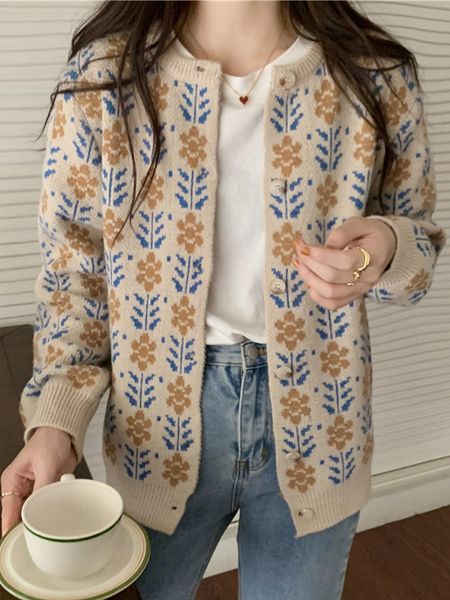 women's knits tees knitted cardigans sweater women oneck loose elegaht thicked woman jumper pull femme flowers print button short casua, White
women's knits tees knitted cardigans sweater women oneck loose elegaht thicked woman jumper pull femme flowers print button short casua, White