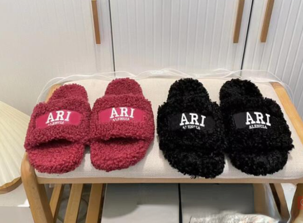 designer paris home fluffy slipper women's flat embroidered letters slippers luxurys sandals flip flops leisure shoes outerwear autumn, Black
designer paris home fluffy slipper women's flat embroidered letters slippers luxurys sandals flip flops leisure shoes outerwear autumn, Black