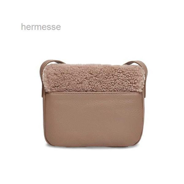 evening bags ugg designer 2022 women's bag autumn winter new lamb wool handbag plush one shoulder crossbody student versatile handbags
evening bags ugg designer 2022 women's bag autumn winter new lamb wool handbag plush one shoulder crossbody student versatile handbags