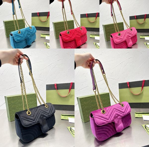 designer velour chain shoulder bags womens autumn winter new style handbag buckle latch flip envelope bag individuality luxury women handbag
designer velour chain shoulder bags womens autumn winter new style handbag buckle latch flip envelope bag individuality luxury women handbag