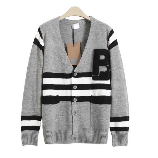 tb designer sweater mens knitting cardigan coat burb embroidery wool sweaters men women v-neck casual jacket, White;black
tb designer sweater mens knitting cardigan coat burb embroidery wool sweaters men women v-neck casual jacket, White;black