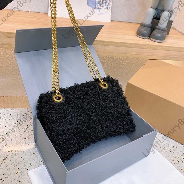 5a winter handbags shoulder bag brand designer fur leather wallet quality crossbody for women classic famous shopping purses 220812
5a winter handbags shoulder bag brand designer fur leather wallet quality crossbody for women classic famous shopping purses 220812