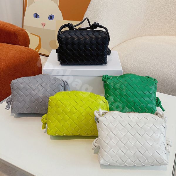 women fashion shoulder bags classic style knitting totes temperament handbag fashionable cross body shopping wallet 5 colors
women fashion shoulder bags classic style knitting totes temperament handbag fashionable cross body shopping wallet 5 colors