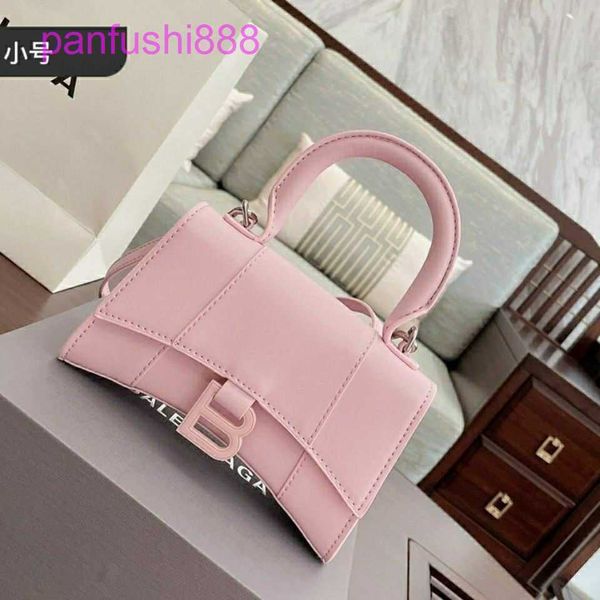 hourglass bag designer balencigas shoulder bags for women's online shop new leather hourglass bag single shoul
hourglass bag designer balencigas shoulder bags for women's online shop new leather hourglass bag single shoul