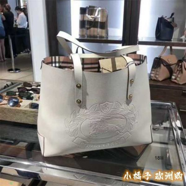 burbrerys women shoulder bags suitable for classic war horse one portable shopping casual womens tote
burbrerys women shoulder bags suitable for classic war horse one portable shopping casual womens tote