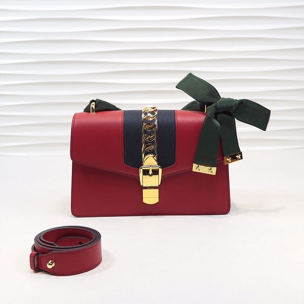 chain navy bag women weave handbags genuine leather chains small square bags imported cow leather detachable shoulder strap interior zipper
chain navy bag women weave handbags genuine leather chains small square bags imported cow leather detachable shoulder strap interior zipper