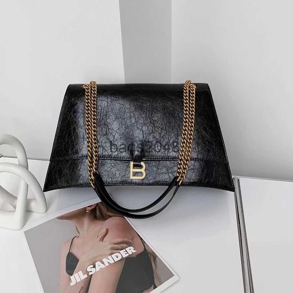evening bags 2022 balencaigass designer autumn winter hourglass bag large capacity fashion chain handbag leather black buckle one shoulder c
evening bags 2022 balencaigass designer autumn winter hourglass bag large capacity fashion chain handbag leather black buckle one shoulder c