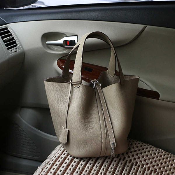 designer herme bag women's large fashion classic leather women's's korean chaocai basket bu et layer cowhide litchi pattern h
designer herme bag women's large fashion classic leather women's's korean chaocai basket bu et layer cowhide litchi pattern h