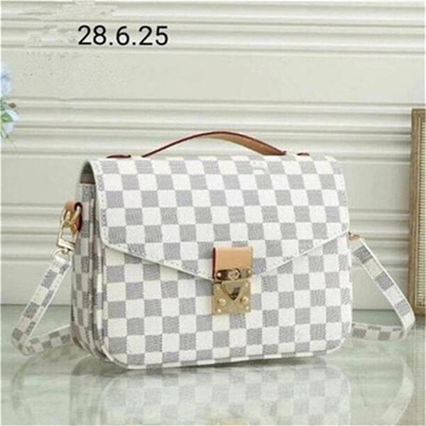 new women's handbags purses beautiful small chain bag striped european style shoulder bag party298i
new women's handbags purses beautiful small chain bag striped european style shoulder bag party298i