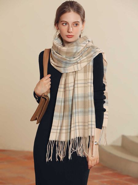 scarves 2022 new warm scarf women's autumn and winter european and american cotton woven plaid shawl g221007, Blue;gray
scarves 2022 new warm scarf women's autumn and winter european and american cotton woven plaid shawl g221007, Blue;gray