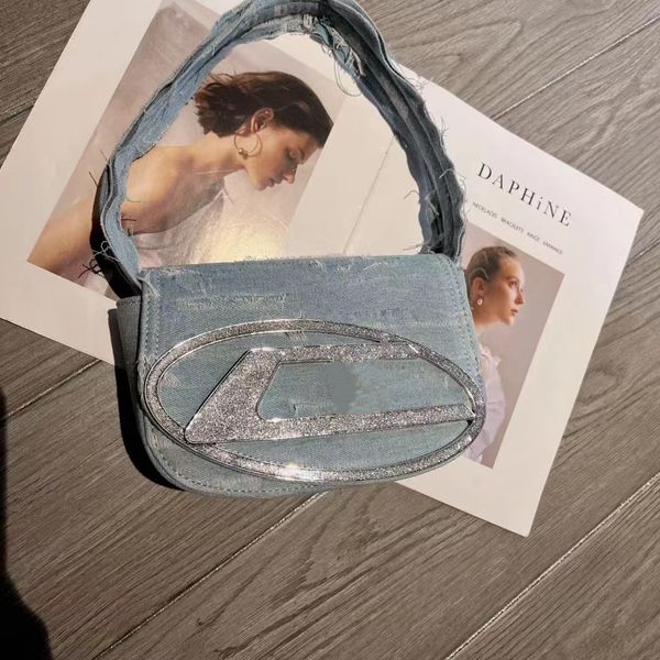 stylish small crossbody bag y2k leather pu leather handbag for women deisgner luxury tote bags denim messenger clutch and purse ladies walle
stylish small crossbody bag y2k leather pu leather handbag for women deisgner luxury tote bags denim messenger clutch and purse ladies walle