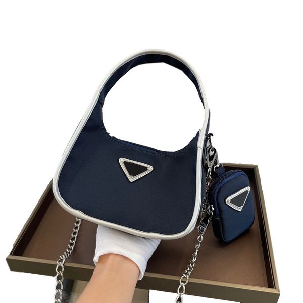 classic re-edition saffiano hobo underarm bags italy brand triangle sign nylon women messenger handbags fashion crossbody bag luxury designe
classic re-edition saffiano hobo underarm bags italy brand triangle sign nylon women messenger handbags fashion crossbody bag luxury designe