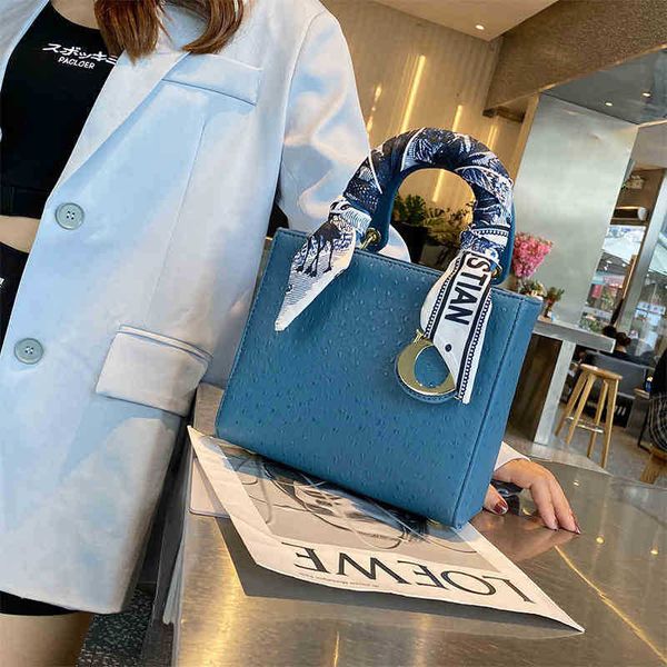 shoulder bags ostrich leather princs of the year bag 2022 new mini fashion handbag versatile one shoulder msenger bucket bag
shoulder bags ostrich leather princs of the year bag 2022 new mini fashion handbag versatile one shoulder msenger bucket bag