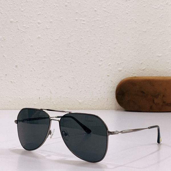 men and women sunglasses ft0853 style uv protection retro flat square full-frame fashion glasses random box, White;black
men and women sunglasses ft0853 style uv protection retro flat square full-frame fashion glasses random box, White;black